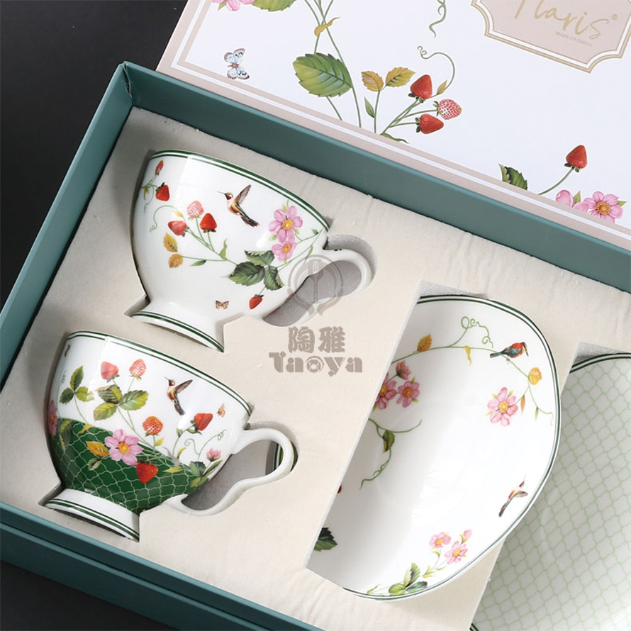 Floris喜鵲入草莓園2杯+盤組 